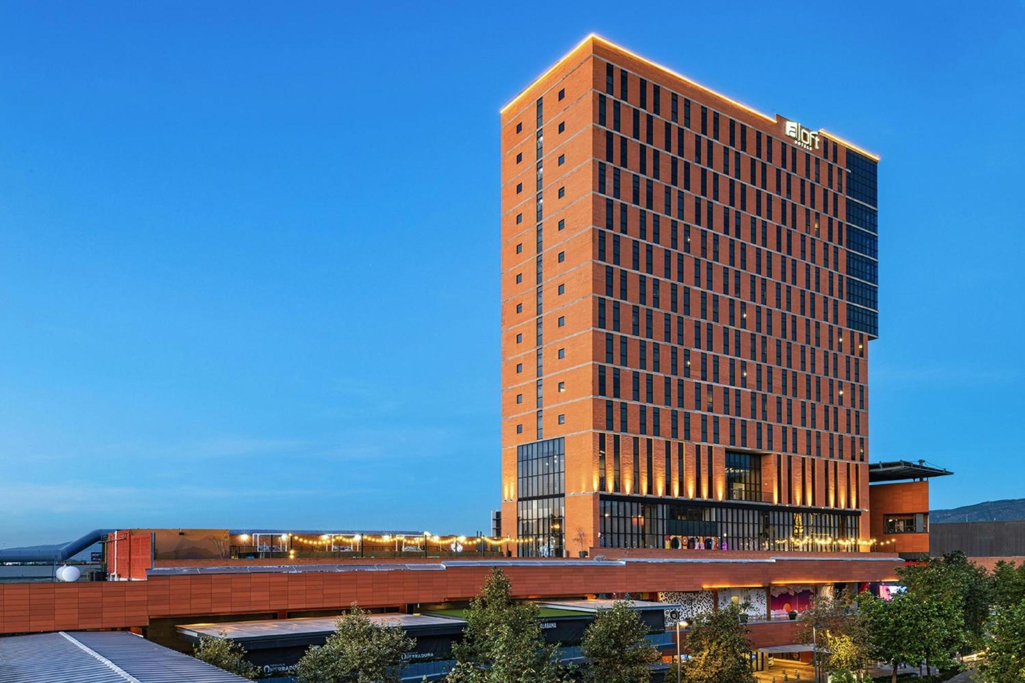 Hotel Aloft Guadalajara Sur 3*