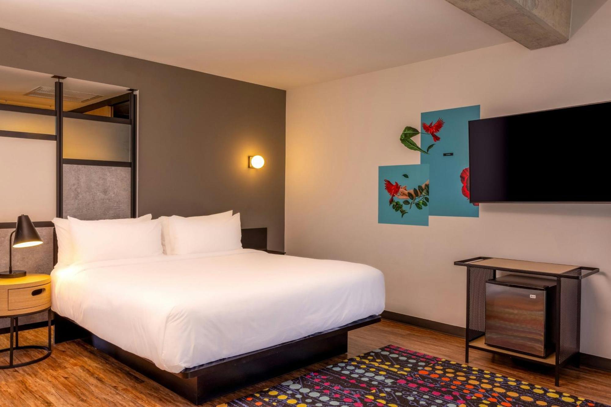 Hotel Aloft Guadalajara Sur 3*