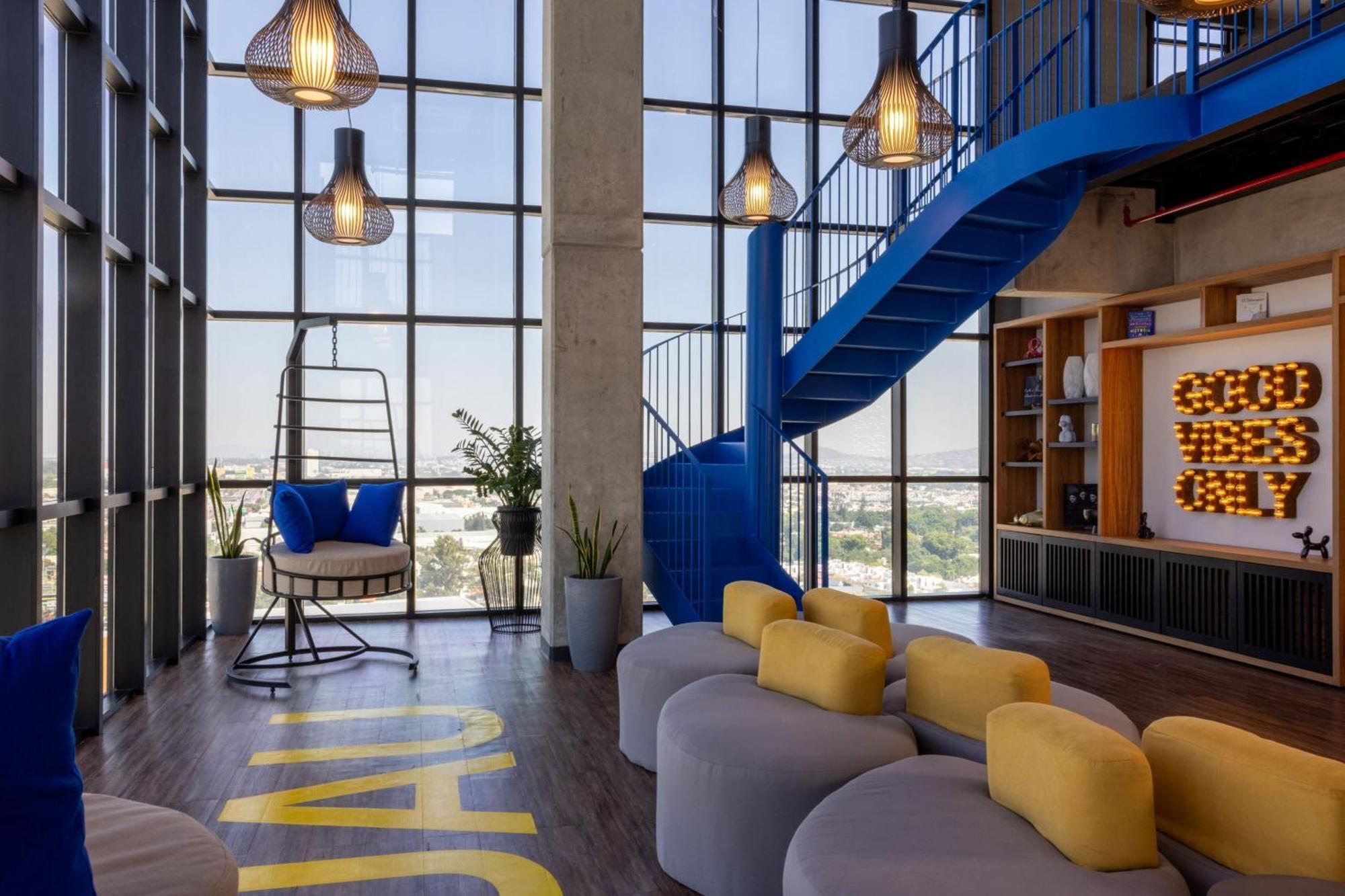 Hotel Aloft Guadalajara Sur 3*